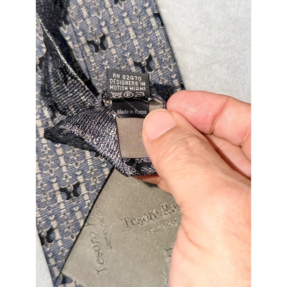 Tesoro Rosso Mens‎ Silk Tie Grey Navy Blue Geometric Butterfly Hand Made Korea